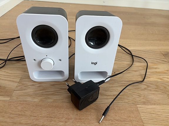 Logitech kaiuttimet
