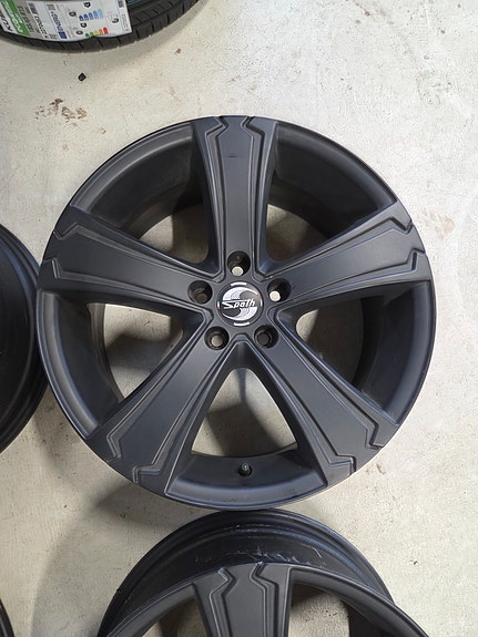 Product image 2 of 9