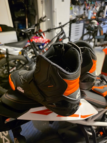 Product image 2 of 4