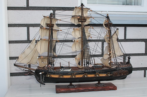 Product image 8 of 9