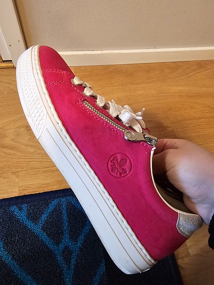 Product image 3 of 9