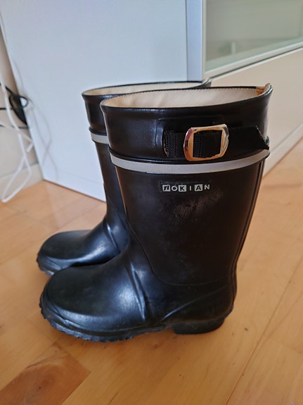 Nokian kumisaappaat 32