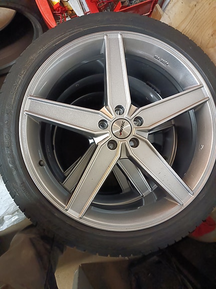 Product image 2 of 8