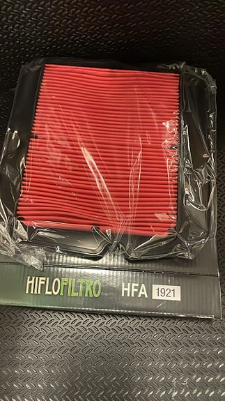 HiFlo Ilmansuodatin Honda GL1800 Gold Wing 2001-