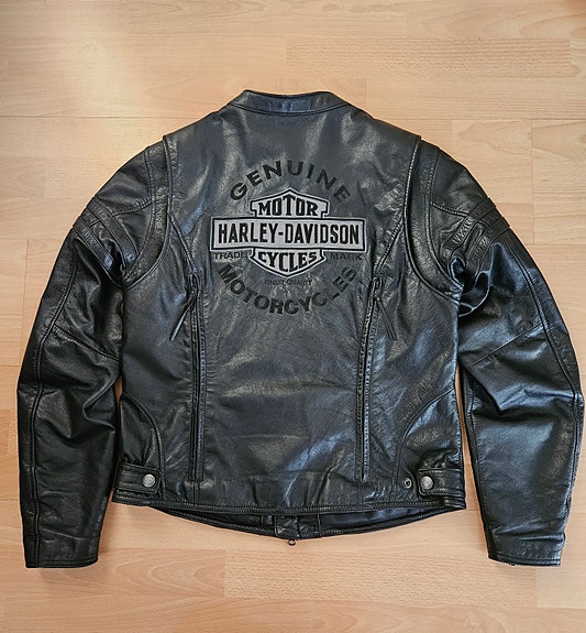Naisten Harley-Davidson nahkatakki L musta