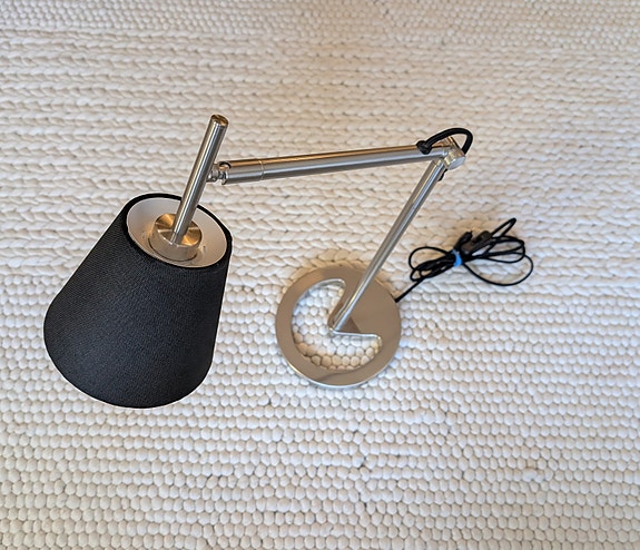 Ikea Nyfors pöytävalaisin, GU10 kanta, mukaan Philipsin sceneswitch -polttimo