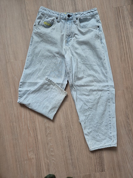 Empyre Loose Fit nuorten farkut