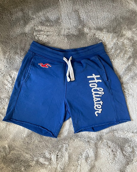 Hollister shortsit