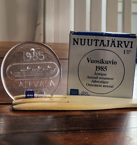 Nuutajärvi ikkunakoriste