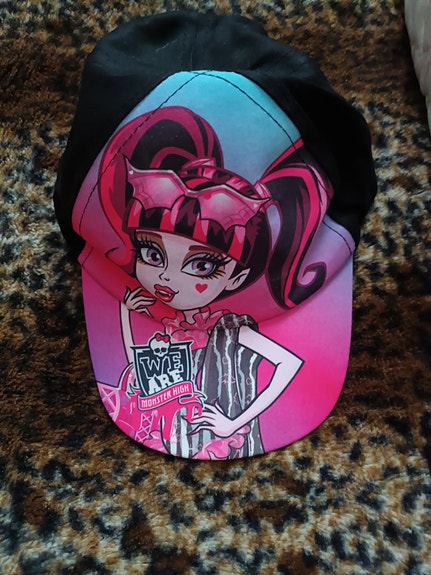 MONSTER HIGH Draculaura - lippis