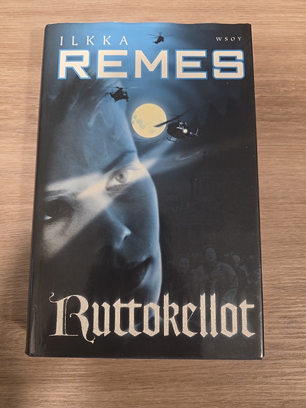 Ilkka Remes Ruttokellot kirja