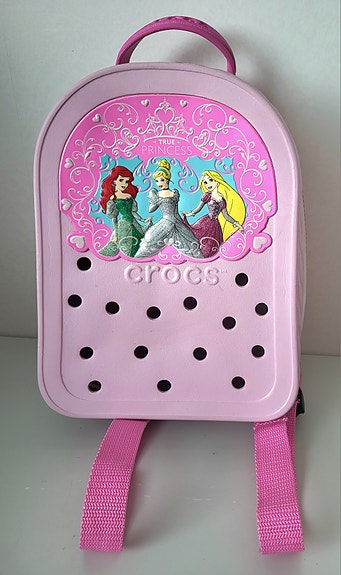 Uudenveroinen Prinsessa Crocs reppu.