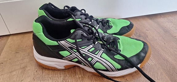 Sisäpelikengät Asics koko 39,5