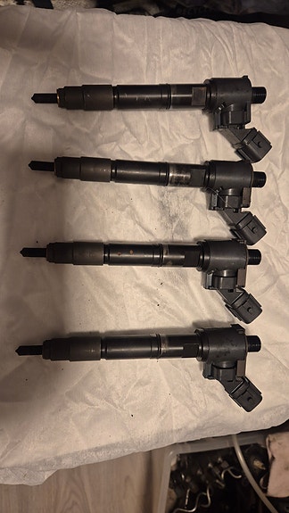 Volvo diesel suuttimet / ruiskut