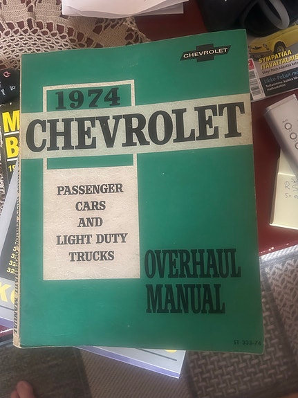 Chevrolet 1974 henkilöautot ja kevyet kuorma-autot korjausopas