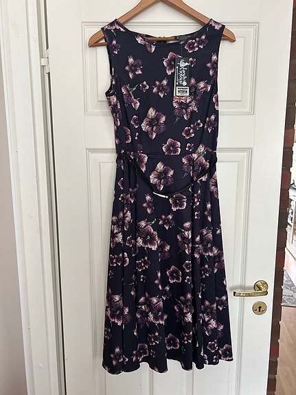 Lady Vintage violetti mekko