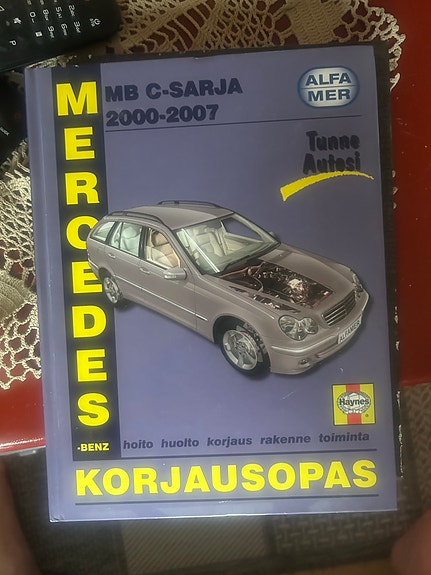Mercedes-Benz C-sarja 2000–2007 korjausopas kirja