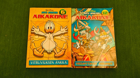 Aku Ankan Aikakone -taskukirjat 6 ja 12