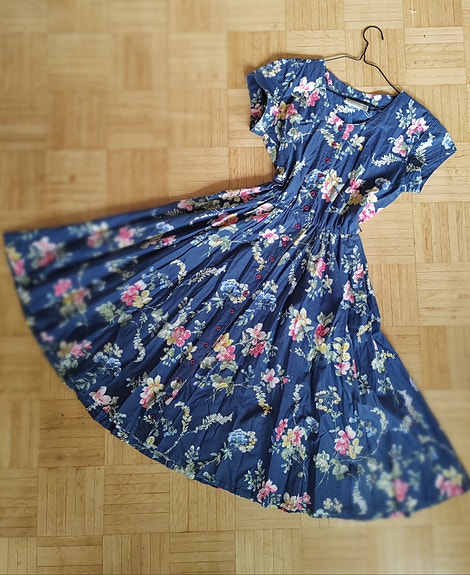 Vintage kukkamekko 36