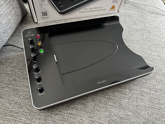 Product image 3 of 9