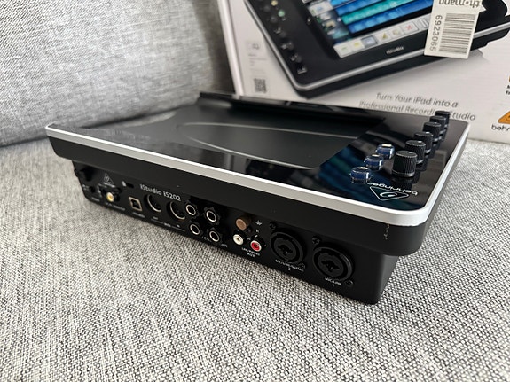 Product image 6 of 9
