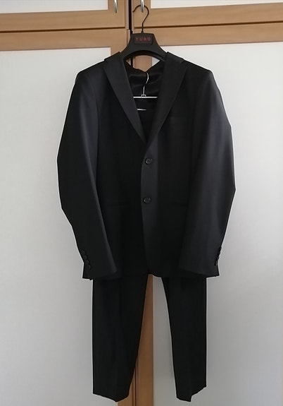 Laadukas Turo puku extra slim fit