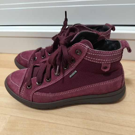 Superfit varrelliset lenkkarit 34