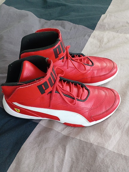 Puma Ferrari kengät koko 39