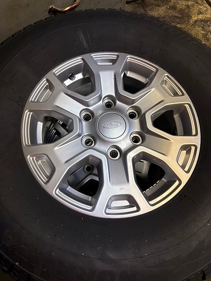 ford ranger talvirenkaat