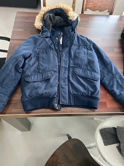 Tommy Hilfiger talvitakki
