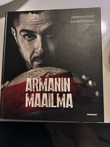 Armanin maailma - kirja