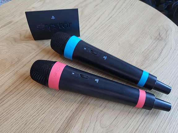 SingStar langattomat mikrofonit (PS2/PS3/PS4)