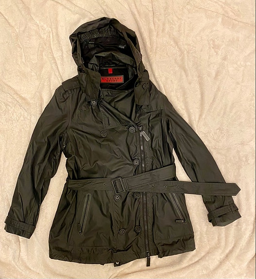 Burberry Sport hupullinen 40 naisten sadetakki