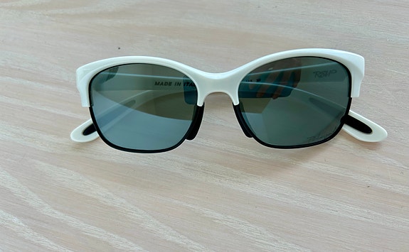 Oakley RSVP, polarisoidut linssit