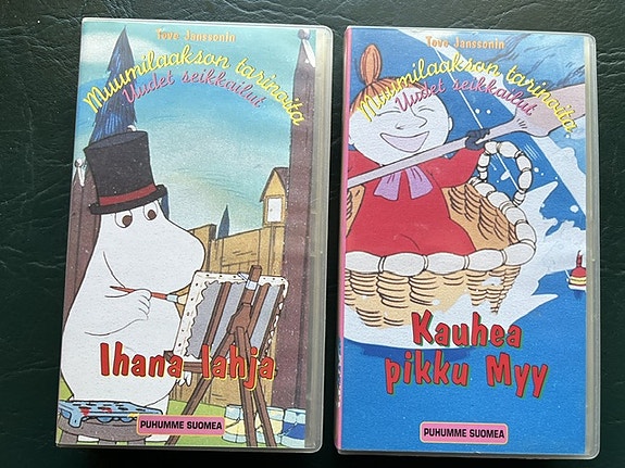 Muumilaakson tarinoita VHS-kasetit Ihana lahja & Kauhea pikku Myy