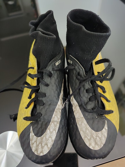 Nike jalkapallokengät koko EU 35,