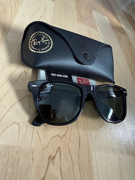 Ray-Ban Wayfarer aurinkolasit