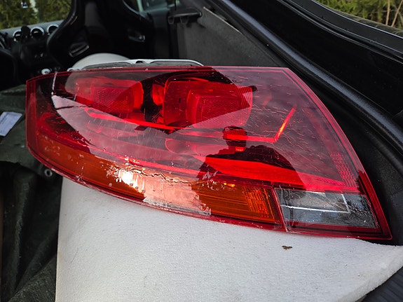 Audi TT mk2/8j takavalot
