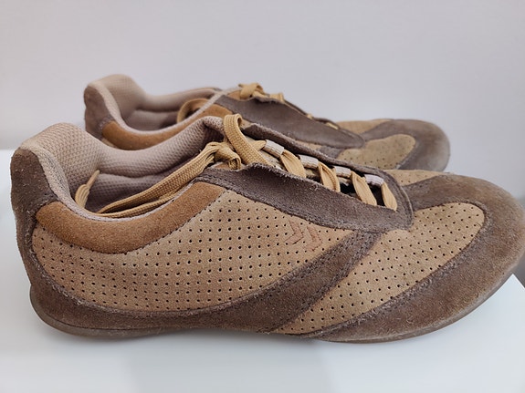 Naisten kengät koko 38,Hummel