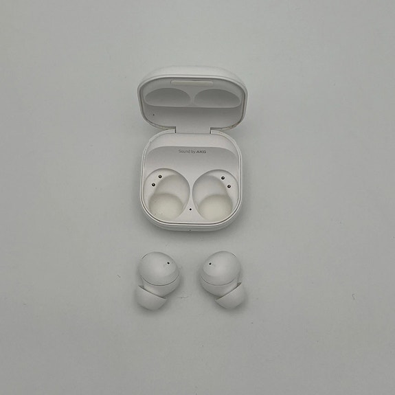 Samsung Galaxy Buds2 Pro (White) – Lippulaivatason hifi-kuulokkeet