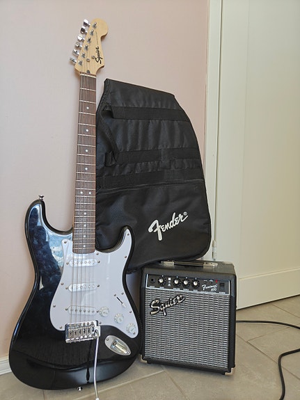 Fender Squier sähkokitara