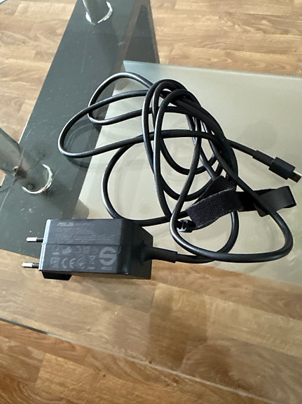 ASUS 45W USB-C laturi (AD2121020) – alkuperäinen