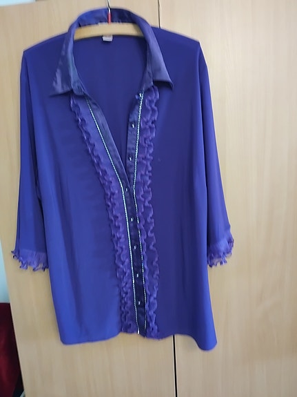 Kaunis pusero violetti väri koko 54
