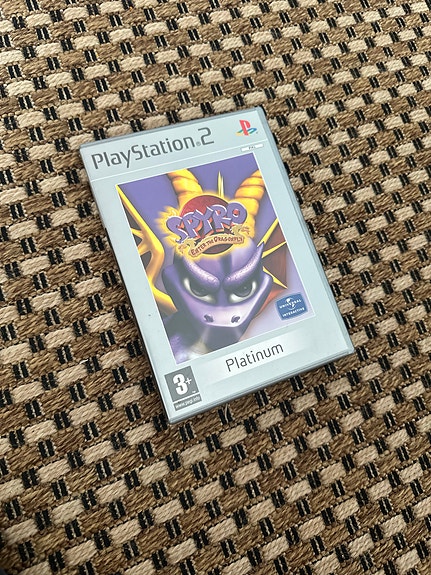 PlayStation 2 Spyro Enter the Dragonfly
