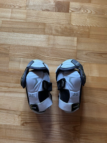 Bauer kyynärsuojat s170 supreme