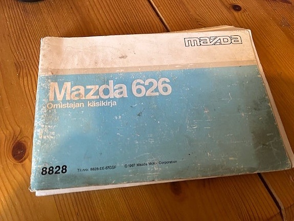 Mazda 626 omistajan käsikirja (1988-1992)