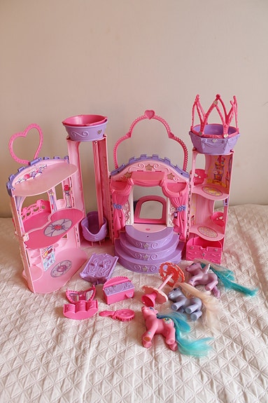 My little Pony G3 linna tavaroineen