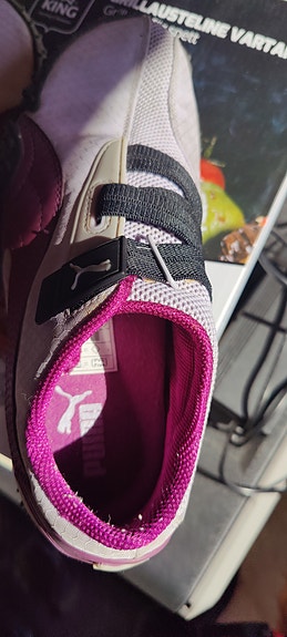 Puma kengät