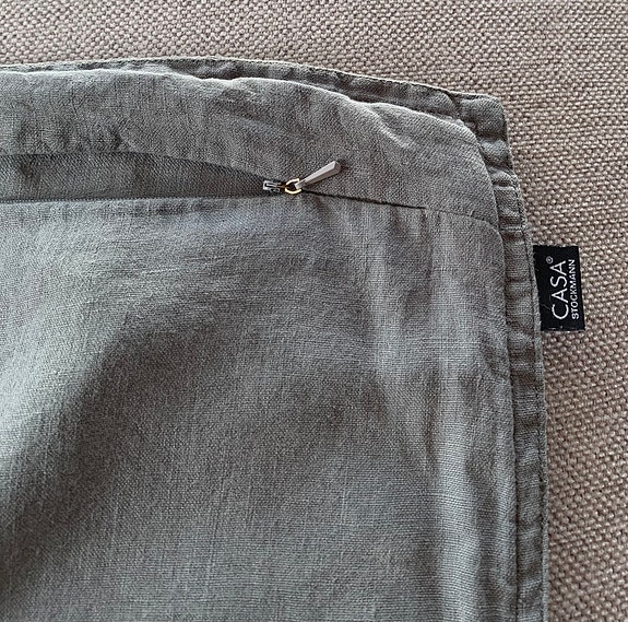 Pellava tyynynpäällinen