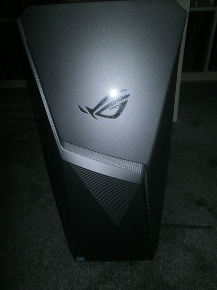 Asus GL 10CS pelikone